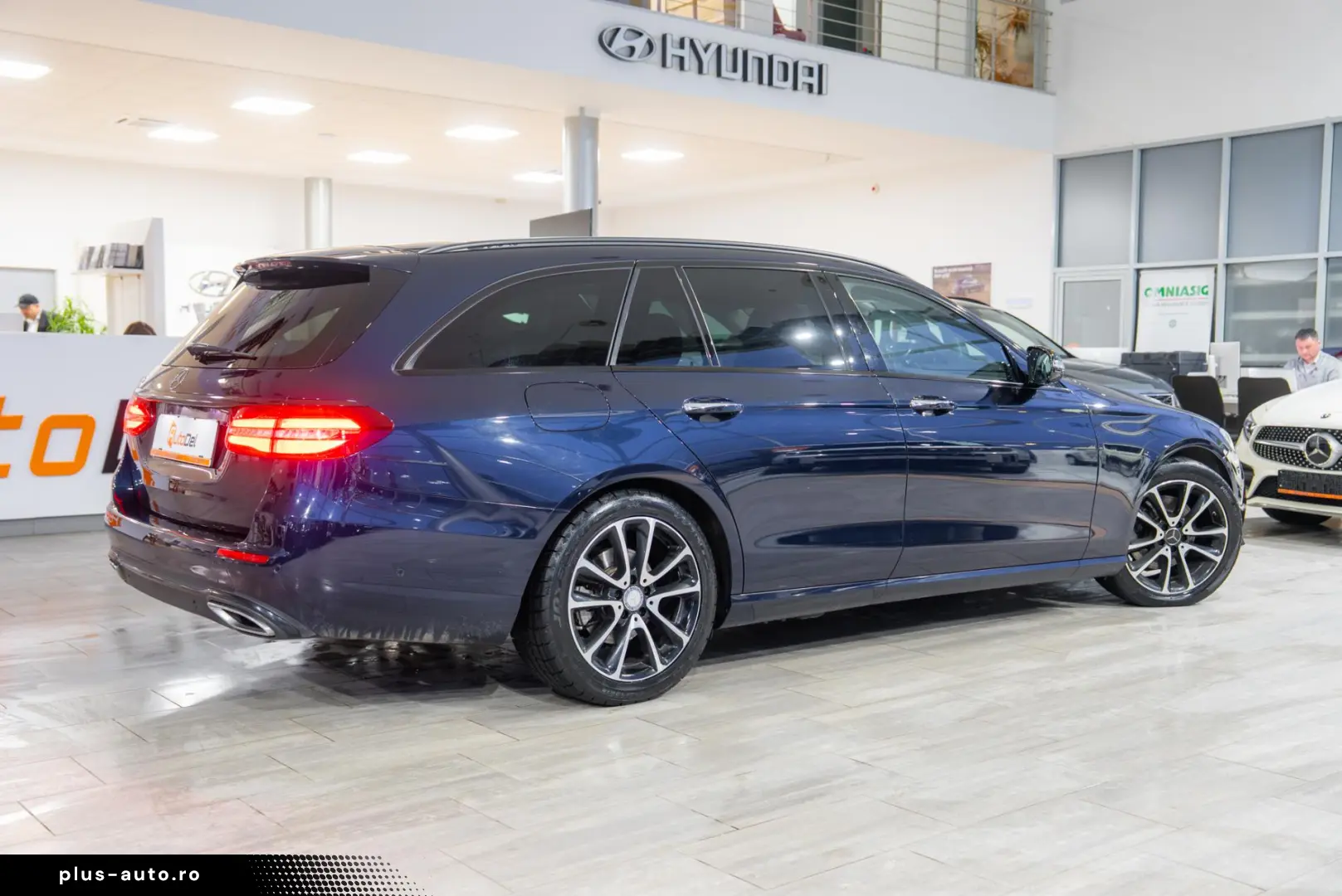 Mercedes-Benz E-Class E220D