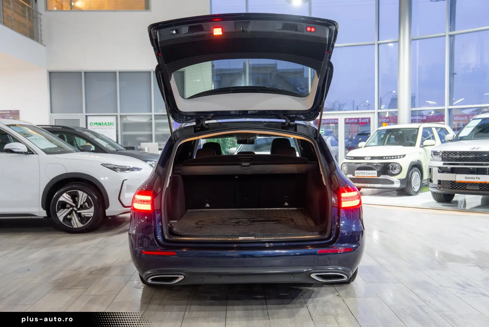 Mercedes-Benz E-Class E220D