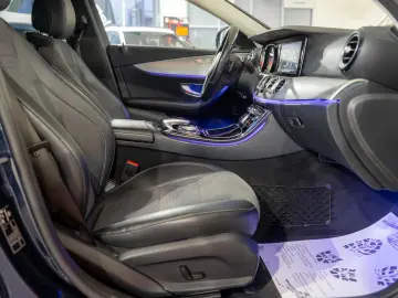 Mercedes-Benz E-Class E220D