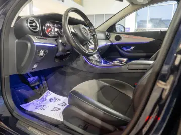 Mercedes-Benz E-Class E220D