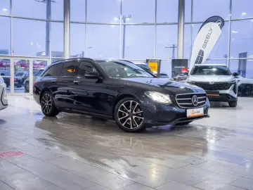 Mercedes-Benz E-Class E220D