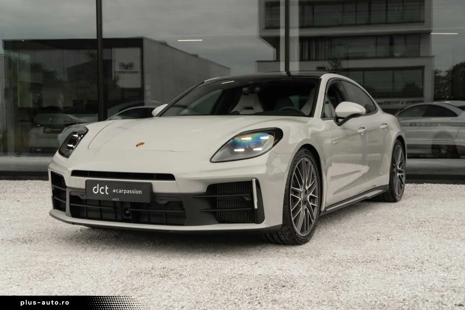 PORSCHE PANAMERA Hybri Facelift 2nd Display Sportexhaust
