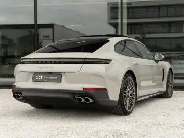 PORSCHE PANAMERA Hybri Facelift 2nd Display Sportexhaust