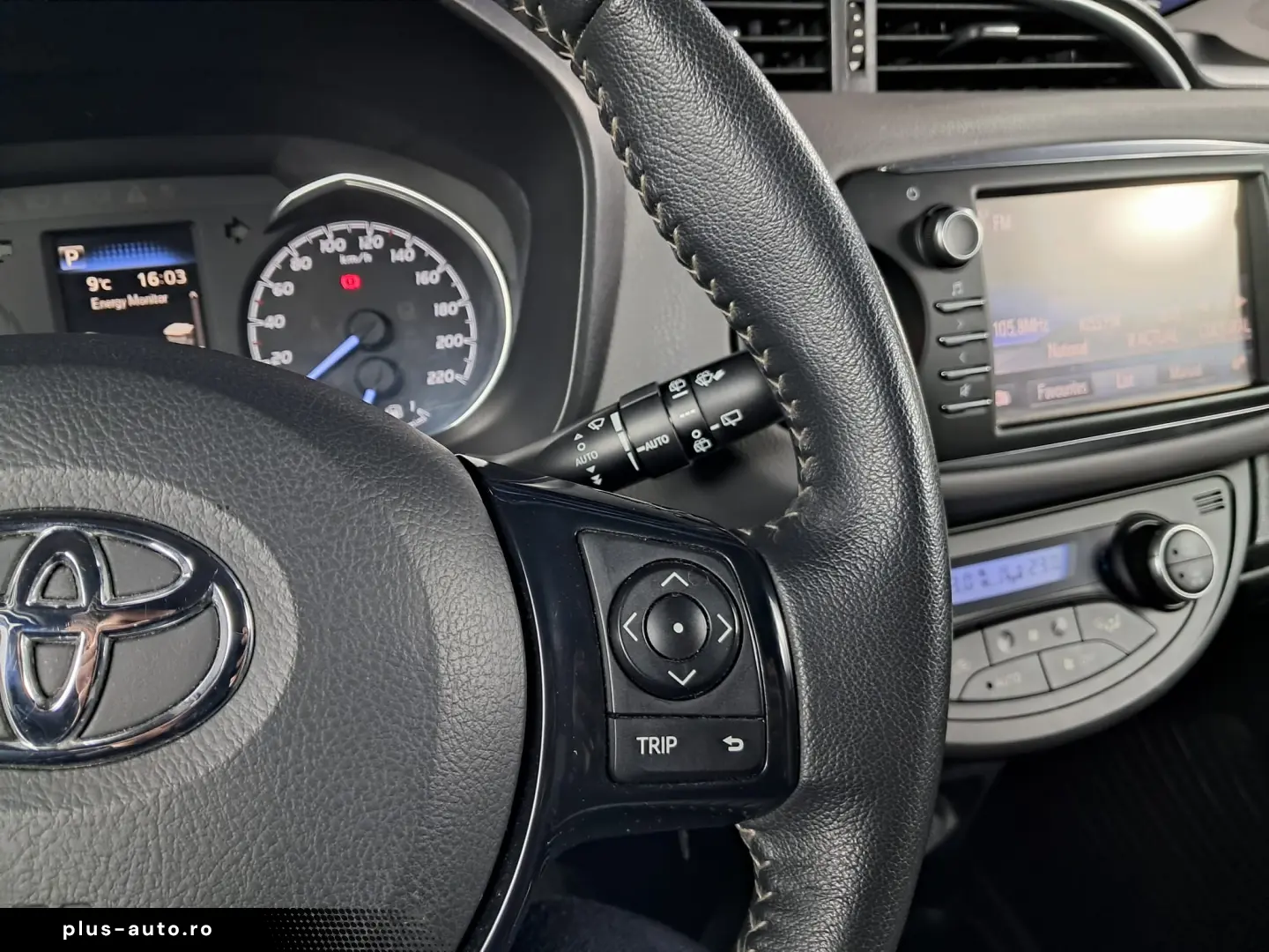 TOYOTA YARIS HYBRID 1.5i 74CP 2018