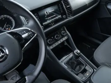 SKODA Kodiaq 1.5 TSI Ambition NAVI RFK SHZ 17