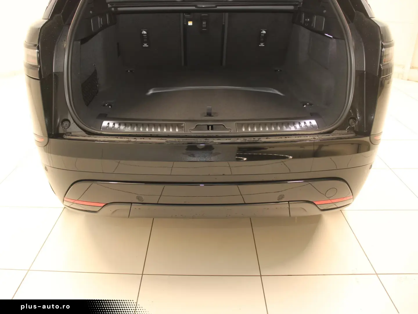 Land Rover Range Rover Velar 2.0 D200 S AWD Black Pack