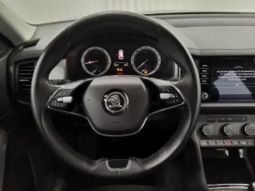 SKODA Kodiaq 1.5 TSI Active LED Navi SHZ Klima