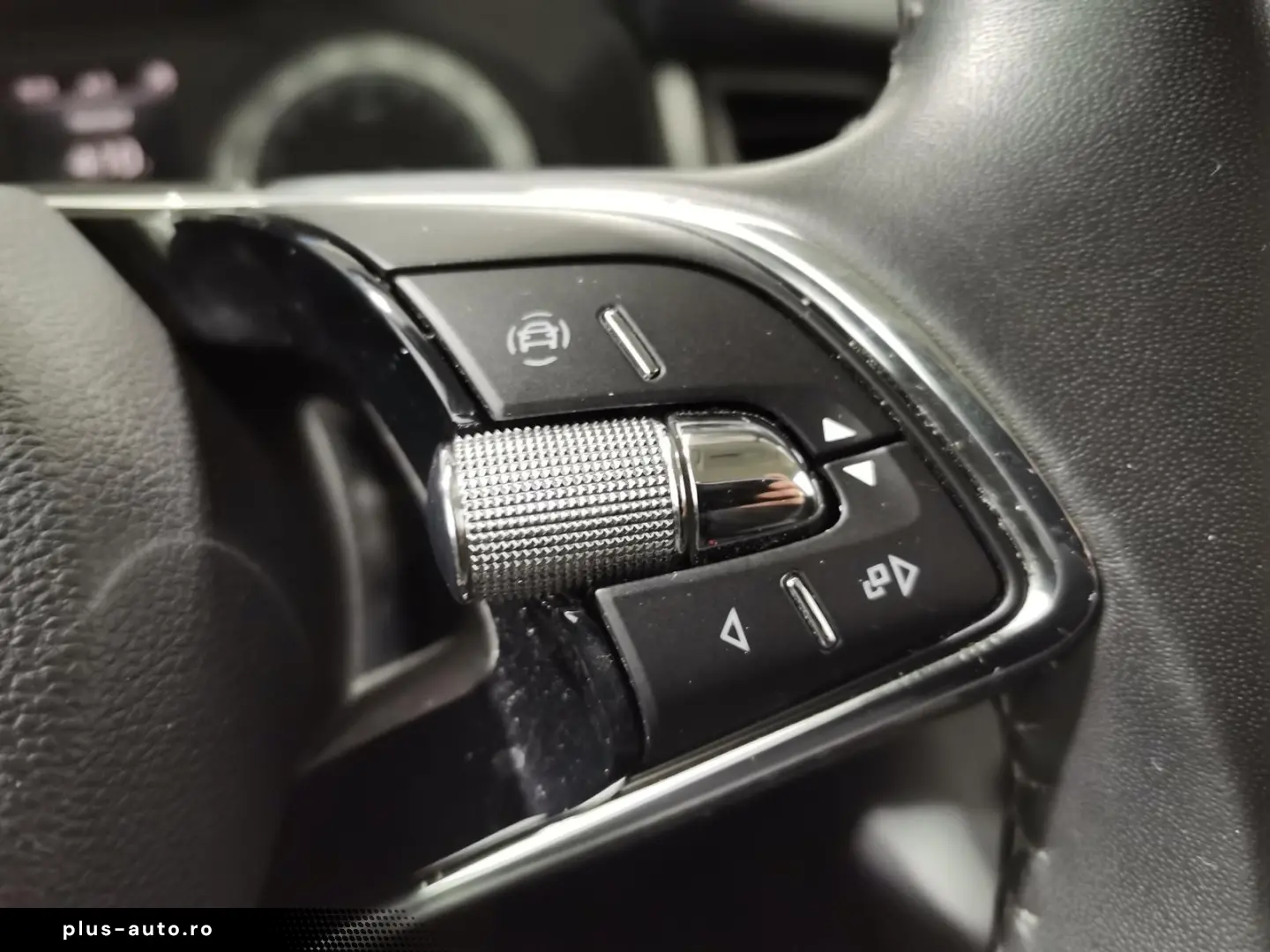 SKODA Kodiaq 1.5 TSI Active LED Navi SHZ Klima