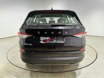SKODA Kodiaq 1.5 TSI Active LED Navi SHZ Klima