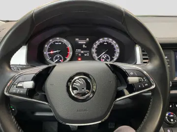 SKODA Kodiaq 1.5 TSI Ambition AHK LED Sitzhzg Einparkh