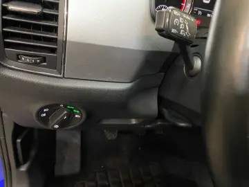 SKODA Kodiaq 1.5 TSI Ambition AHK LED Sitzhzg Einparkh