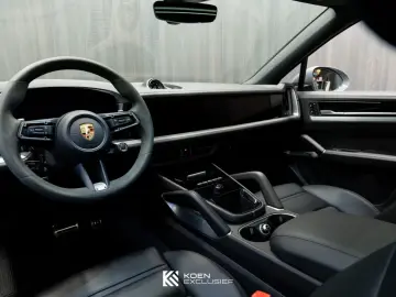 PORSCHE Cayenne Coupe E-Hybrid