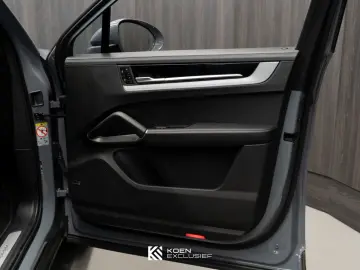 PORSCHE Cayenne Coupe E-Hybrid