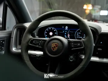 PORSCHE Cayenne Coupe E-Hybrid