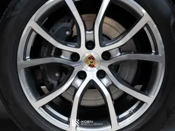 PORSCHE Cayenne Coupe E-Hybrid