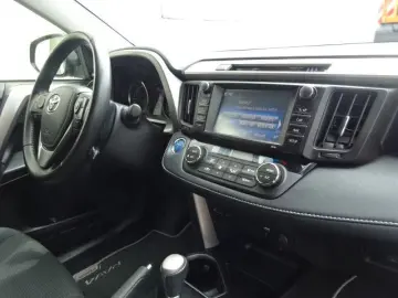 TOYOTA Rav 4 2.5 4x2 Hybrid Business Edition LED ACC