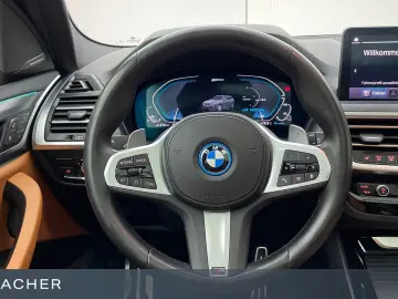 BMW X3 xDrive 30e A M-Sport Pano AHK HUD PA  H-K