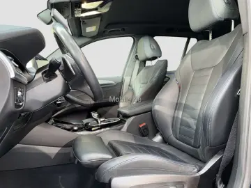 BMW X3 xDrive30e AT Navi Bluetooth PDC MP3 Schn.