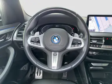 BMW X3 xDrive30e AT Navi Bluetooth PDC MP3 Schn.