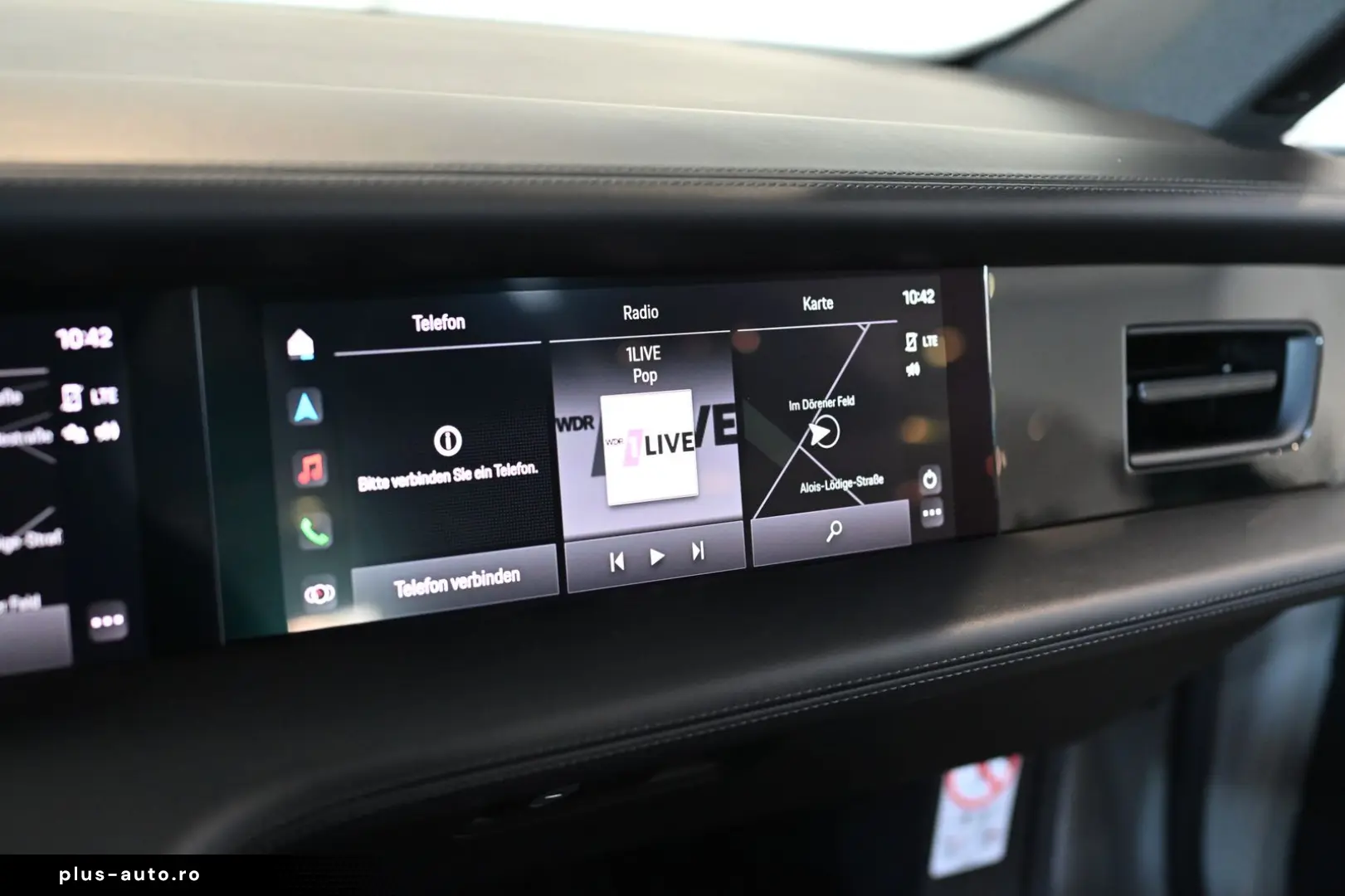 PORSCHE Taycan Performancebatterie PASM Pano HUD ACC 20