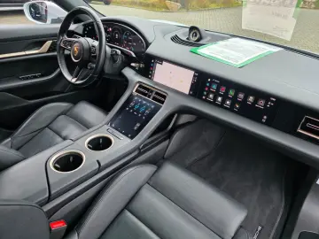 PORSCHE Taycan 4 S Panorama ACC Sitzbelüftung HuD