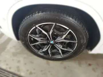 BMW X3 xDrive 20 i M Sport AHK NAVI KAMERA LED SHZ L