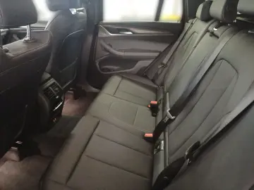 BMW X3 xDrive 20 i M Sport AHK NAVI KAMERA LED SHZ L