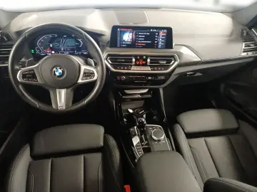 BMW X3 xDrive 20 i M Sport AHK NAVI KAMERA LED SHZ L