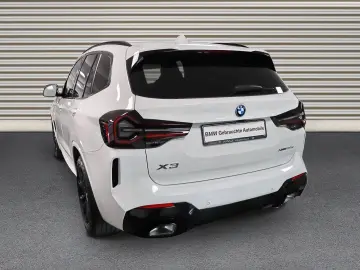 BMW X3 xDrive30e M Sport  HUD  Laserlicht 20  Räder