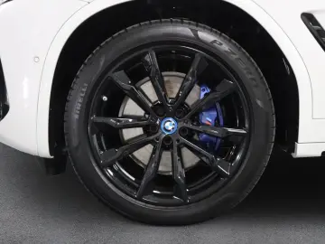 BMW X3 xDrive30e M Sport  HUD  Laserlicht 20  Räder