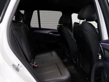 BMW X3 xDrive30e M Sport  HUD  Laserlicht 20  Räder