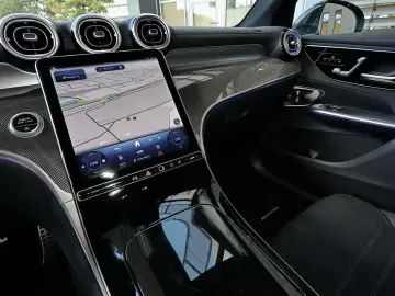 MERCEDES-BENZ GLC 200 4M AMG