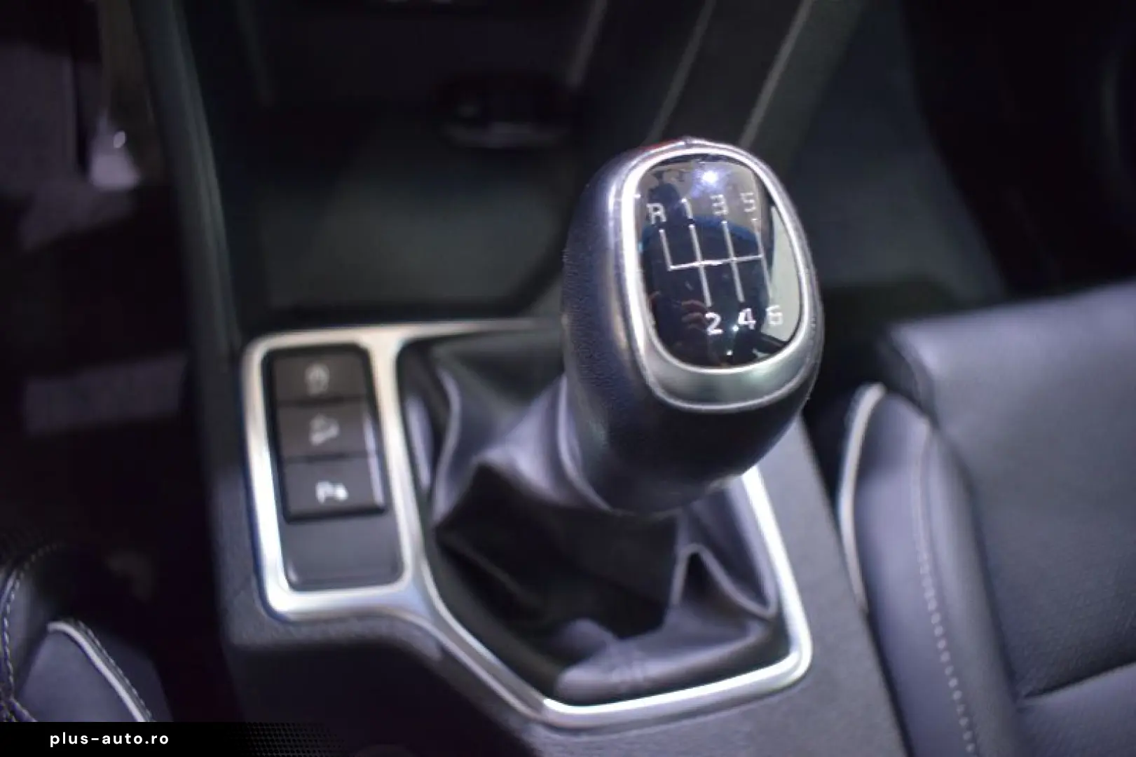 KIA SPORTAGE 1.7 DSL 6MT 4x2 Style