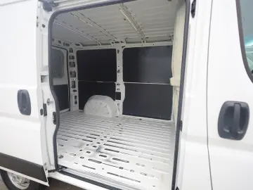 Peugeot Boxer L1H1 2.0D 110CP