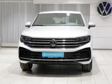 Volkswagen Touareg 3.0TDI Facelift Elegance StdHz HdMa