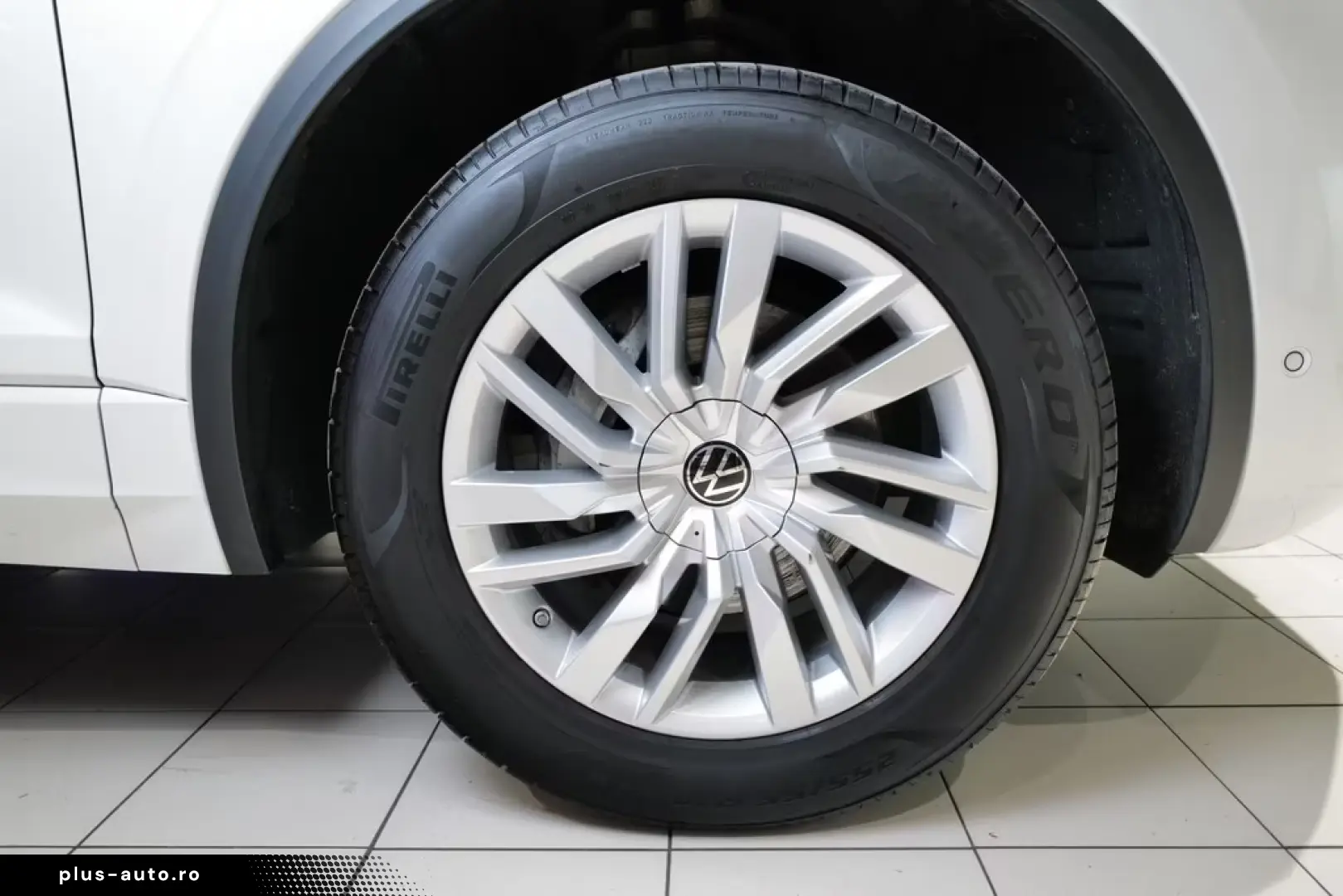 Volkswagen Touareg 3.0TDI Facelift Elegance StdHz HdMa