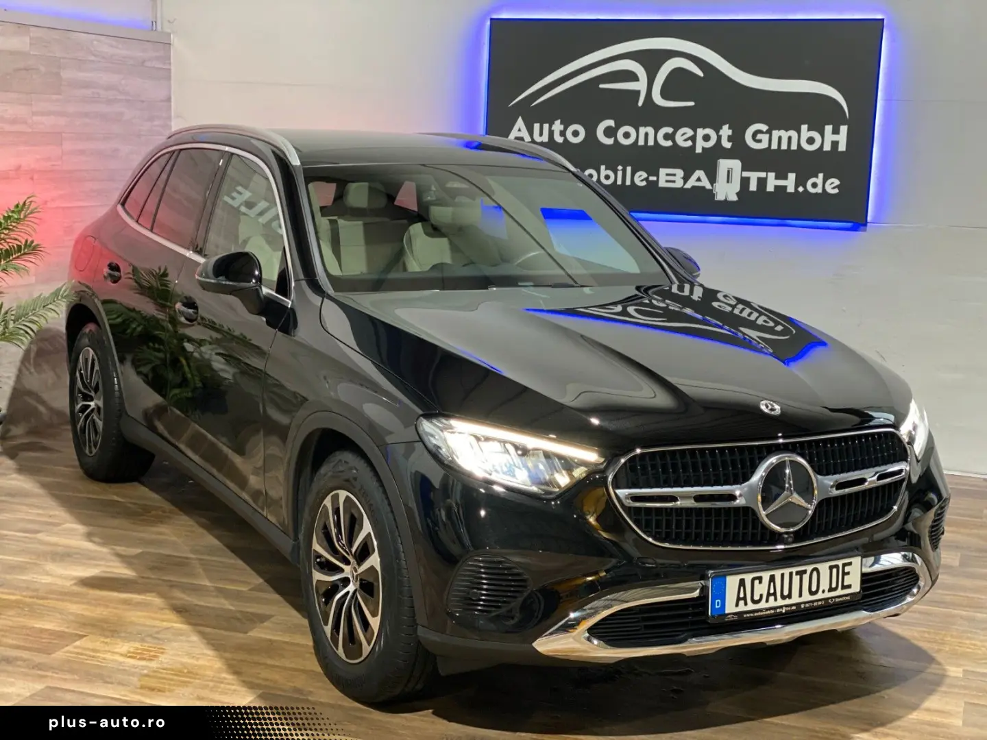 MERCEDES-BENZ GLC 200 4Matic  Pano  360   ACC  Advan&hellip;