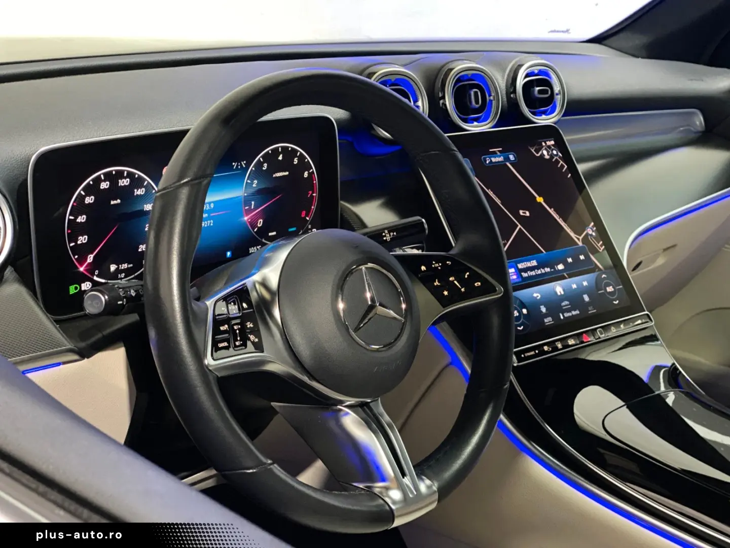 MERCEDES-BENZ GLC 200 4Matic  Pano  360   ACC  Advan&hellip;