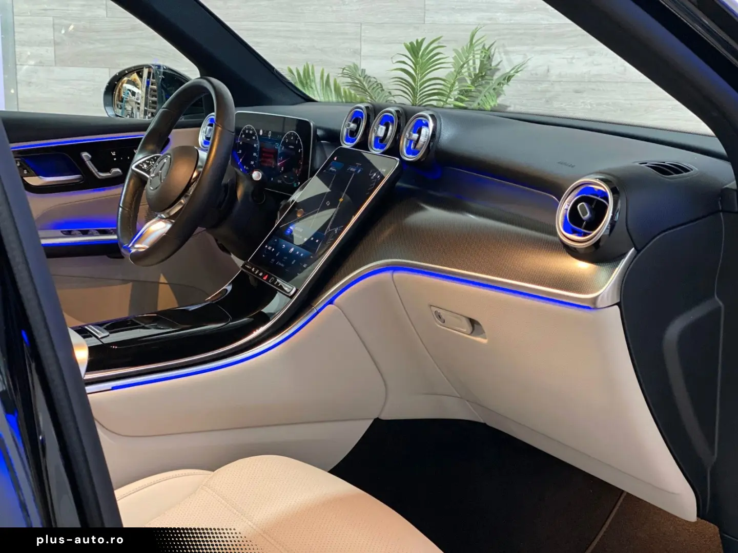 MERCEDES-BENZ GLC 200 4Matic  Pano  360   ACC  Advan&hellip;