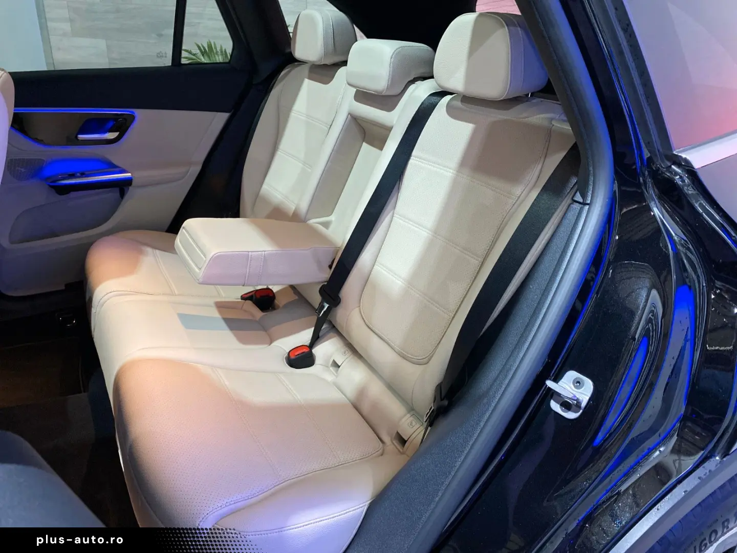 MERCEDES-BENZ GLC 200 4Matic  Pano  360   ACC  Advan&hellip;