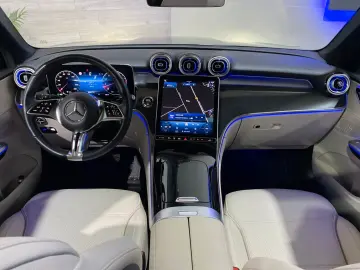 MERCEDES-BENZ GLC 200 4Matic  Pano  360   ACC  Advan&hellip;