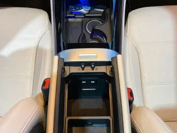 MERCEDES-BENZ GLC 200 4Matic  Pano  360   ACC  Advan&hellip;