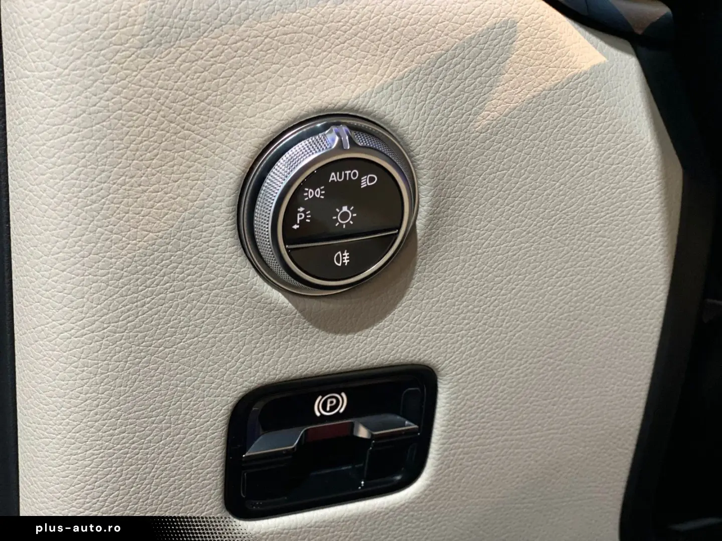 MERCEDES-BENZ GLC 200 4Matic  Pano  360   ACC  Advan&hellip;