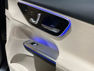 MERCEDES-BENZ GLC 200 4Matic  Pano  360   ACC  Advan&hellip;