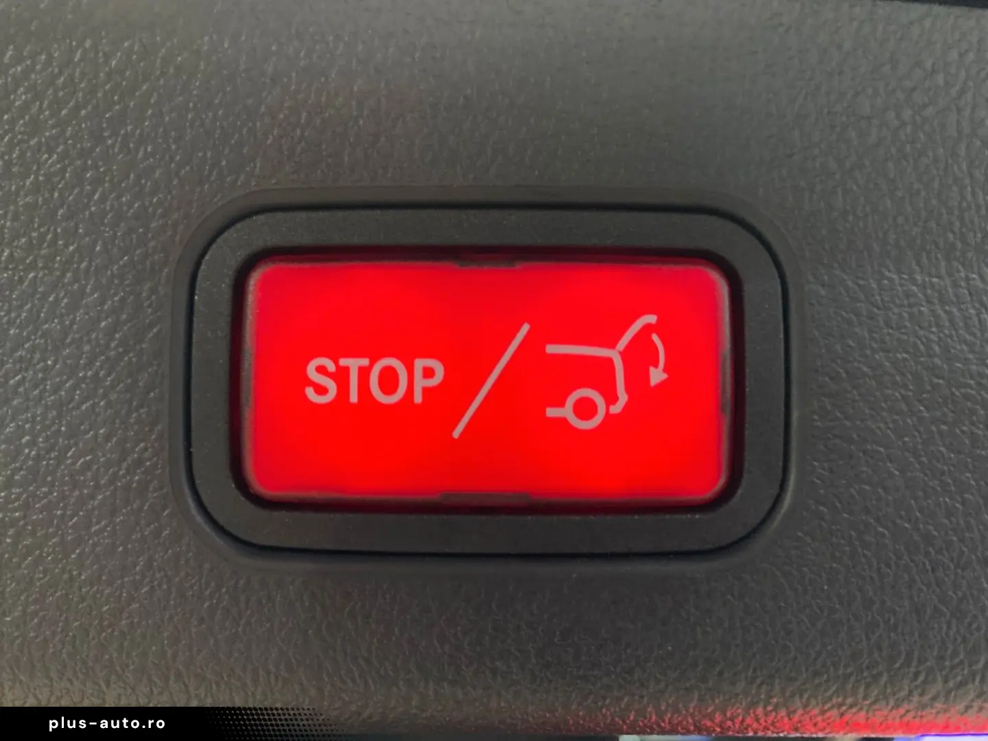 MERCEDES-BENZ GLC 200 4Matic  Pano  360   ACC  Advan&hellip;