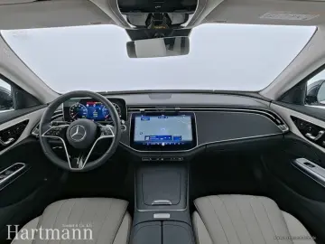 MERCEDES-BENZ E 200 Avantgarde Panorama Leder beige &hellip;