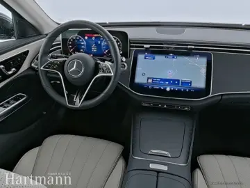 MERCEDES-BENZ E 200 Avantgarde Panorama Leder beige &hellip;