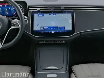 MERCEDES-BENZ E 200 Avantgarde Panorama Leder beige &hellip;