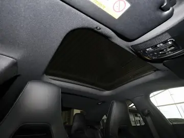 MERCEDES-BENZ CLA 200 Coupé AMG TOTWINKEL PANO DISTR 360  19