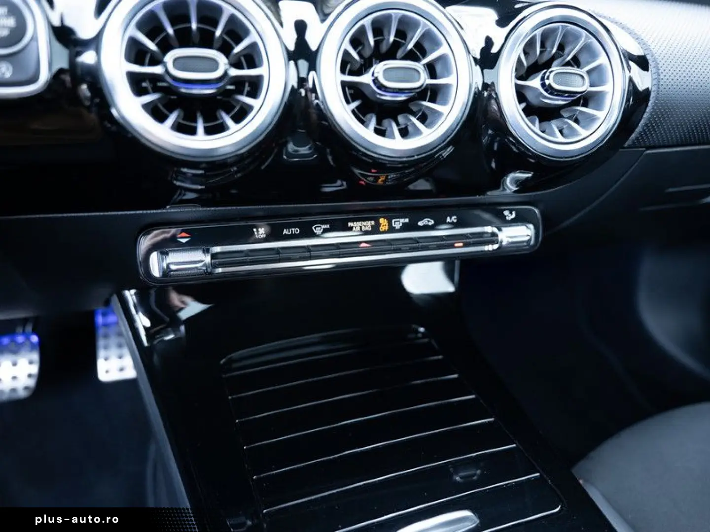 MERCEDES-BENZ CLA 200 Coupé AMG-Sport LED Cam Pano N&hellip;